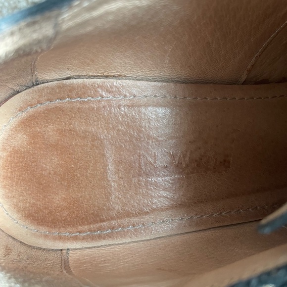 Vintage Hobbs 2-Buckle Black Leather Heels - Women’s EU 40 - Picture 3 of 9